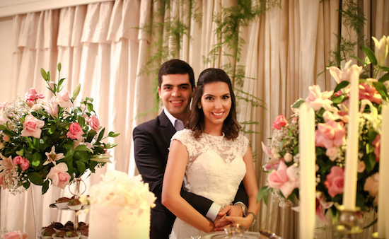 Pedro Garcia e Carla Laprovitera sobem ao altar