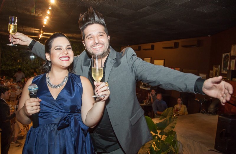 Pedro Gurjão brinda nova idade embalado por "Notte Dell'Opera", em seu Pipo Restaurante