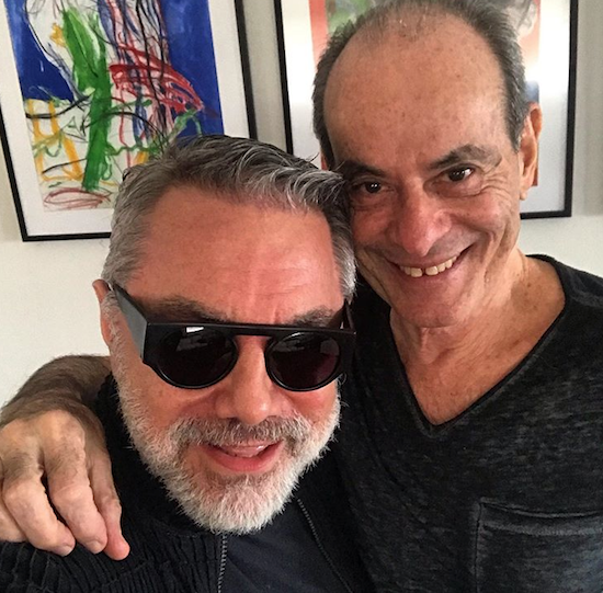 Com figurino de Lino Villaventura, Ney Matogrosso chega com sua nova turnê à Fortaleza