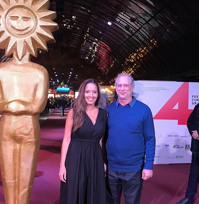 Ciro Gomes e Giselle Bezerra marcam presença no Festival de Cinema de Gramado