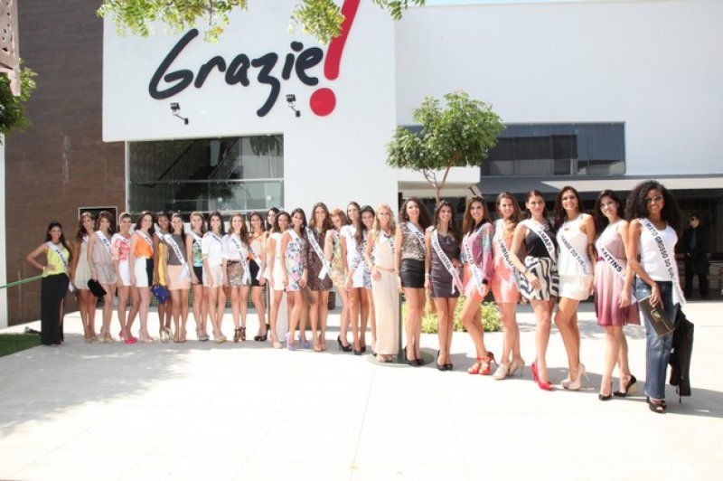 Almoço das candidatas ao Miss Brasil 2012 no Grazie! Restaurante