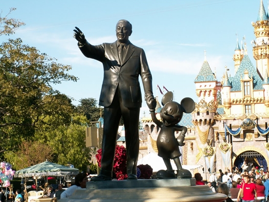 Mickey Mouse celebra 90 anos. Confira cinco curiosidades sobre o personagem