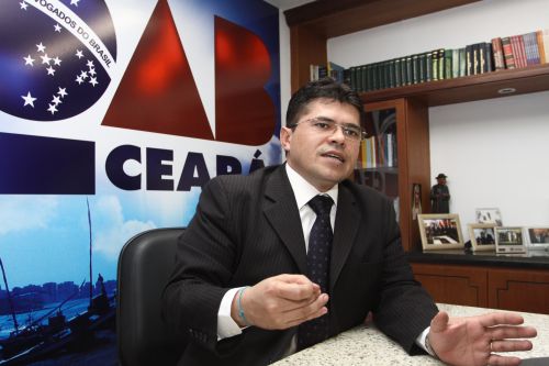 Valdetário Monteiro foi reeleito para comandar a OAB-CE