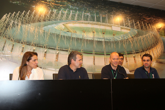 Técnicos da FIFA fazem última vistoria no Castelão