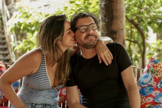 A Praia de Jericoacoara foi o destino escolhido por Hedla Lopes e Edson Spinello para as férias