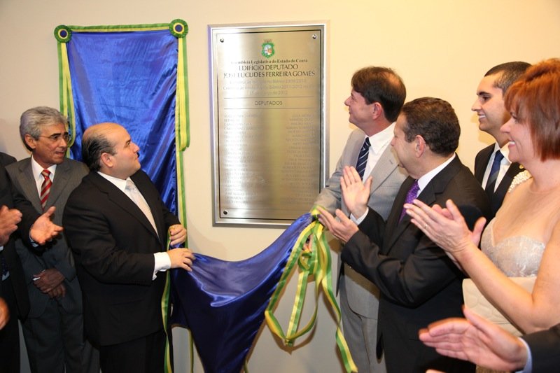 Edificio Deputado José Euclides Ferreira Gomes - O presidente Roberto Cláudio e o governador Cid Gomes inauguraram o novo prédio da Assembléia Legislativa