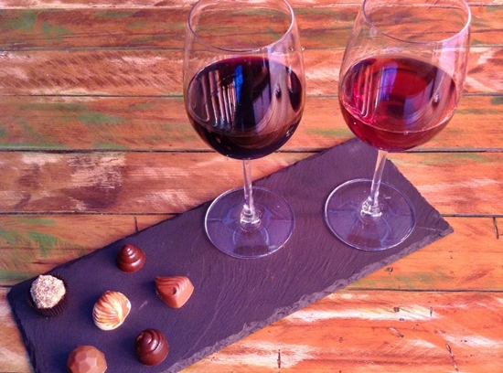 Quer harmonizar de forma perfeita vinho com chocolate? Confira as dicas!