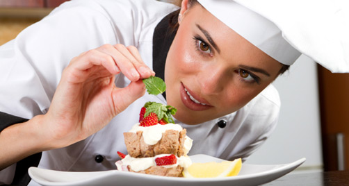 Mercadinhos São Luiz e M. Dias Branco realizam curso de culinária