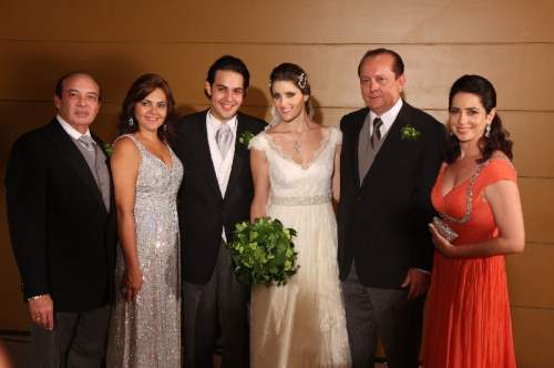 Charme, requinte e sofisticação deram a tônica do casamento de Rebeca Leal e Bruno Bastos