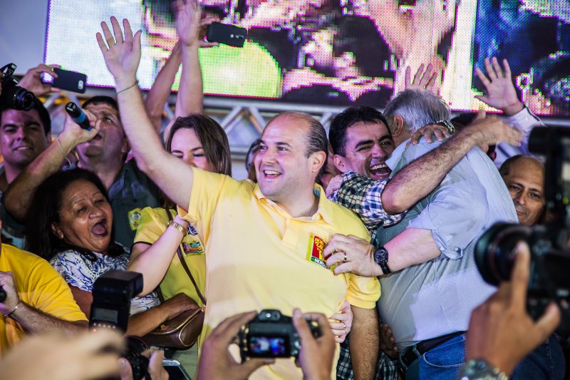 Roberto Cláudio inaugura comitê central no Cocó