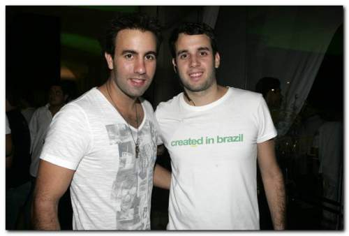 House Club incendiou o Athénée Buffet