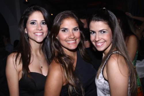 Mr. Babao comandou a animacao na avant-premiere da Alfandega Carioca