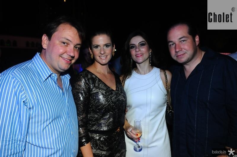 Laura e Joaquim Araújo recebem em estilo open house