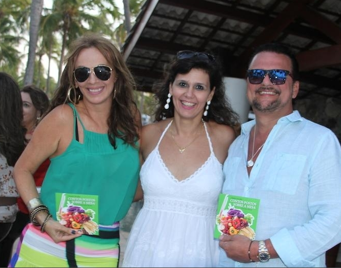 Cláudia Carvalho lança ‘Contos postos sobre a mesa’