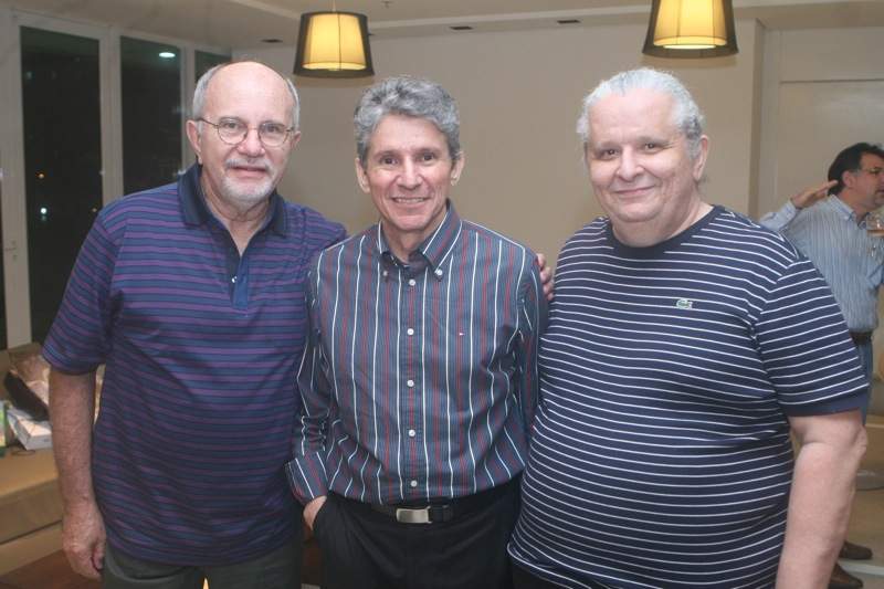 Padua Lopes foi a figura central do get together  armado por Newton Freitas no Edif&iacute;cio Renaissance