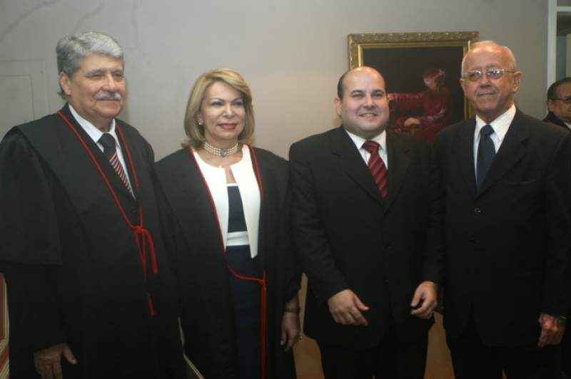 Ademar Mendes Bezerra e Iracema do Vale assumem o comando do Tribunal Regional Eleitoral