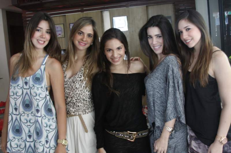 O Restaurante Cemoara serviu de cenario dos 15 anos de Nicole Vasconcelos