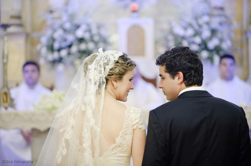 O casamento de Ticiana Machado e Thiago Satiro agitou a Lagoa do Uruau