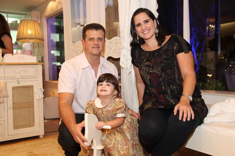 Kids world - Luiza Fiuza Otoch inaugura a OZ Baby em noite de pura realizacao