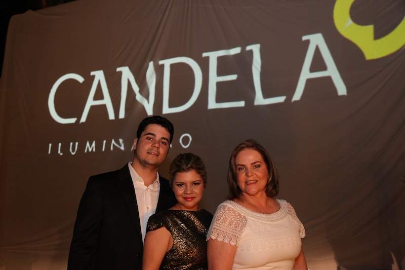 Sucesso puro. E o minimo que podemos dizer da festa de inauguracao da Candela Iluminacao