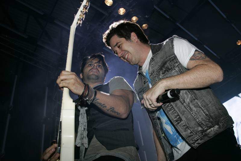 A turn&ecirc; \"Jota Quest - 15 anos Na Moral\" chega &agrave; Fortaleza