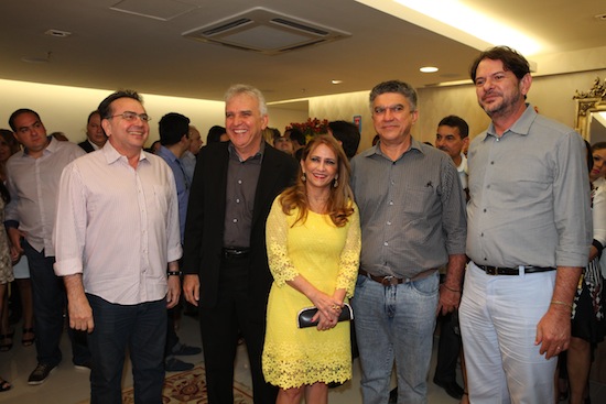 Cameron inaugura megaempreendimento em Sobral