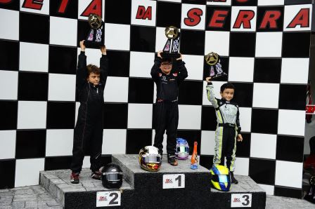 Bernardo Gentil Porto conquista primeiro lugar na 9ª etapa do Paulista de Kart
