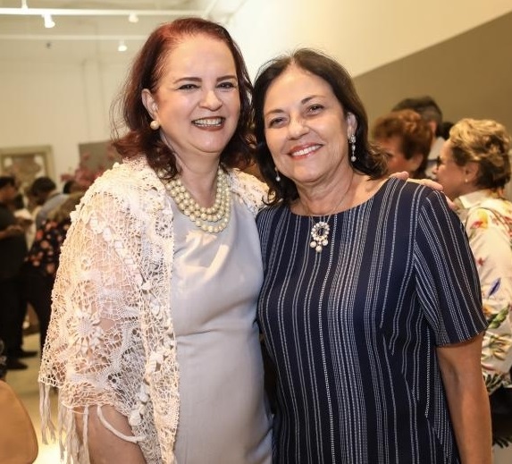 Ana Studart é vendedora por um dia na Estrelário Edisca