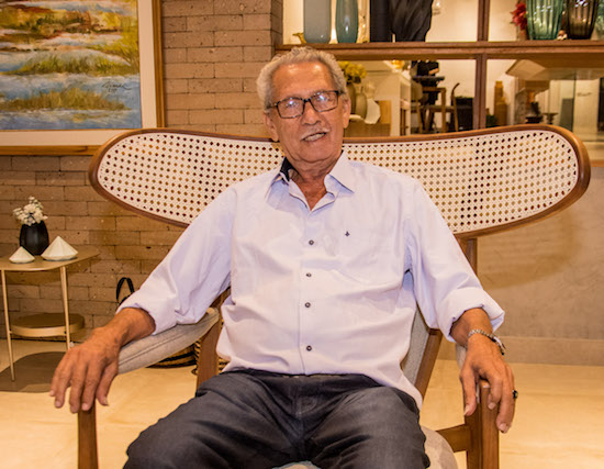 Loja Estrelário recebe Espedito Seleiro nesta sexta-feira