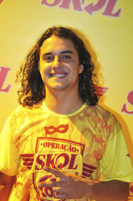 Guilherme Boury gostaria de ser o amante de Crô, em Fina Estampa