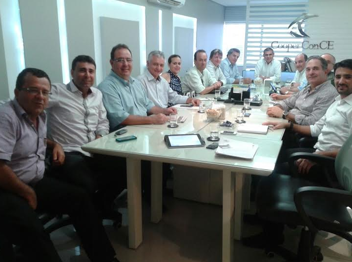 Marcos Novaes arma encontro dos representantes das Coopercons, em Fortaleza