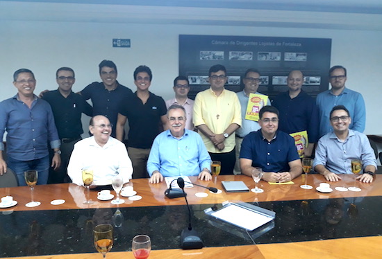 Assis Cavalcante traça as estratégias do setor óptico em reunião com empresários na CDL