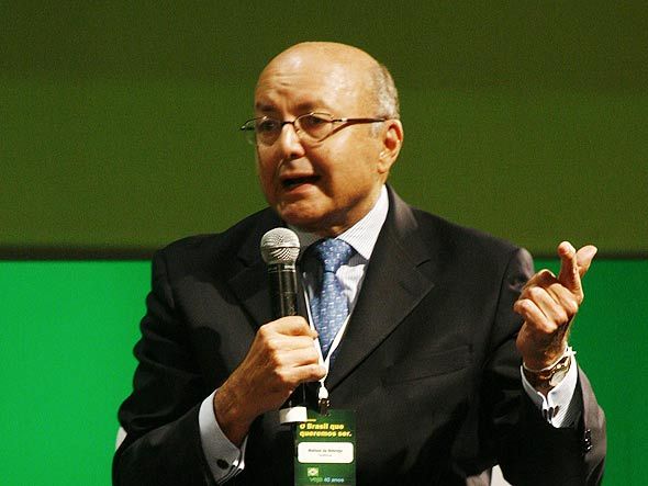 Mailson da Nóbrega ministra palestra na FIEC