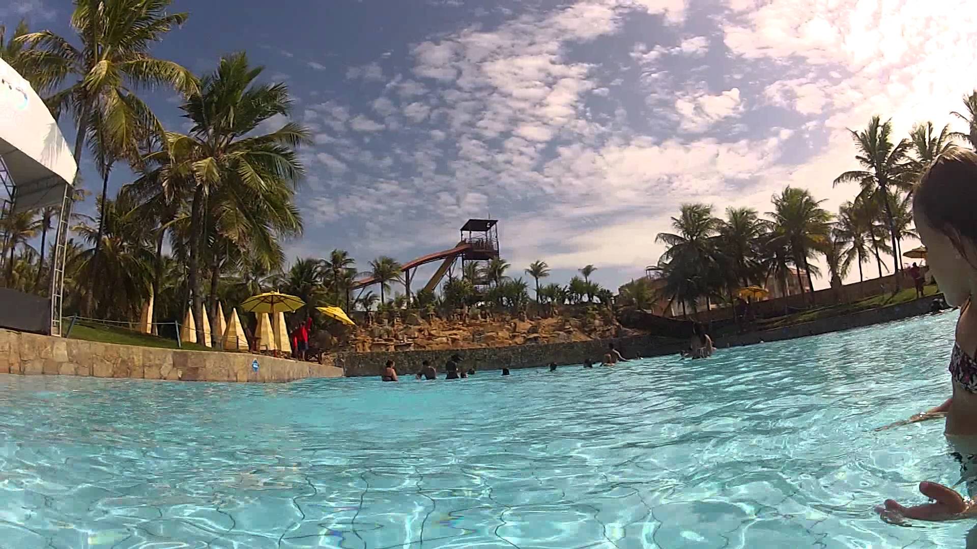 Beach Park realiza maior campeonato de Slackline sobre a água do País