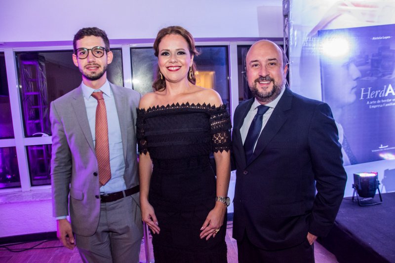 Rooftop do LC Corporate Green Tower serve de cenário para o lançamento do livro de Aleteia Lopes