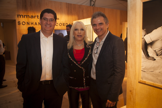 mmartan faz bonito durante exposição na SPFW