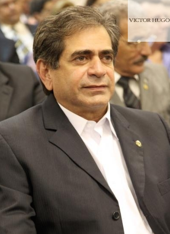 Zezinho Albuquerque recebe título de Cidadão de Fortaleza