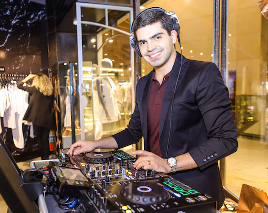 Pedro Garcia comanda a animação na inauguração da nova Extrema Jaguar Land Rover