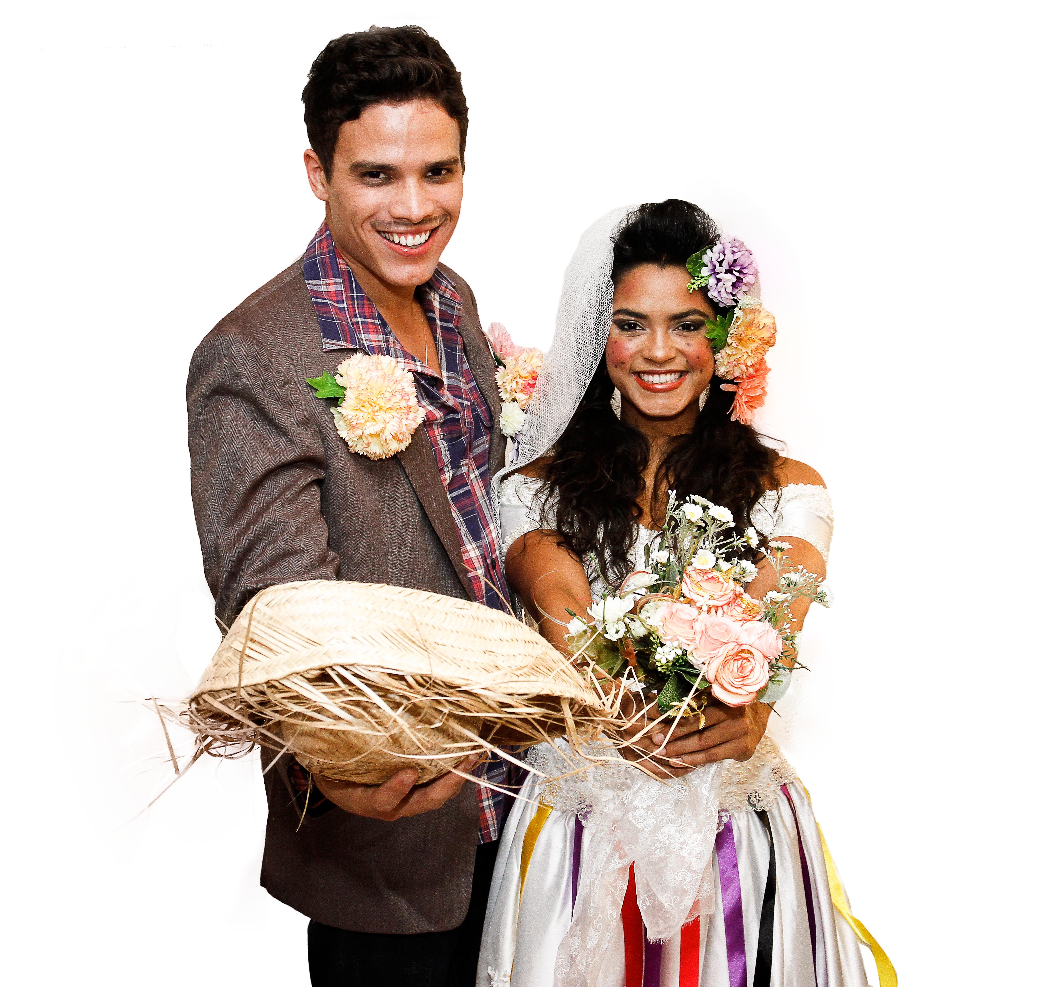 Lucy Alves e Marcos Lessa fazem show inédito no Arraiá do Beach Park