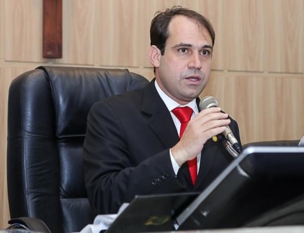 Salmito Filho parabeniza Sobral pelo título de quarta melhor cidade do Brasil em saúde pública