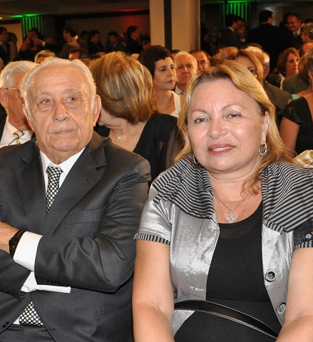 Gorete Pereira casa sua filha Marielle com Felipe Bezerra