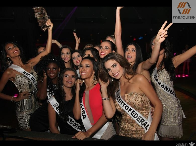 Candidatas ao Miss Brasil desfilam na Ponte dos Ingleses