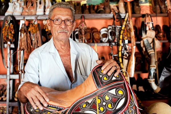 Espedito Seleiro ganha exposição no shopping Iguatemi