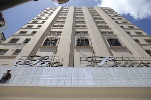 Cine-teatro São Luiz será inaugurado hoje