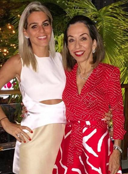 Márcia Távora festeja nova idade no Moleskine Gastrobar