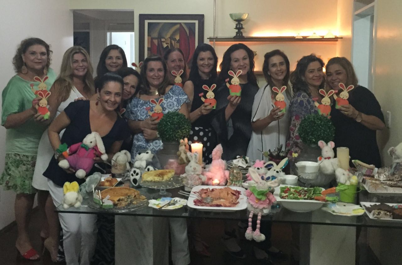 O clima de Páscoa já invadiu o endereço de Giana Studart!