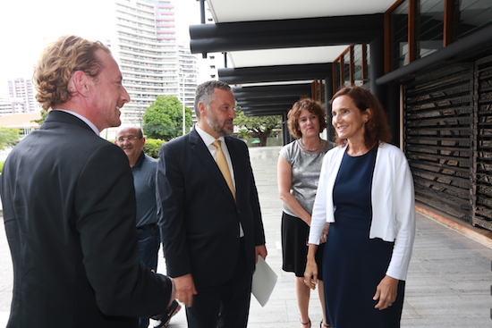 Canadá e Ceará debatem educação e investimentos