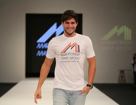 Ex-bbb André Martinelli atrai atenções no FMF