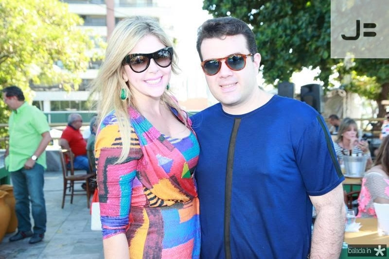 Danilo Dias comemora birthday em clima de Copa do Mundo