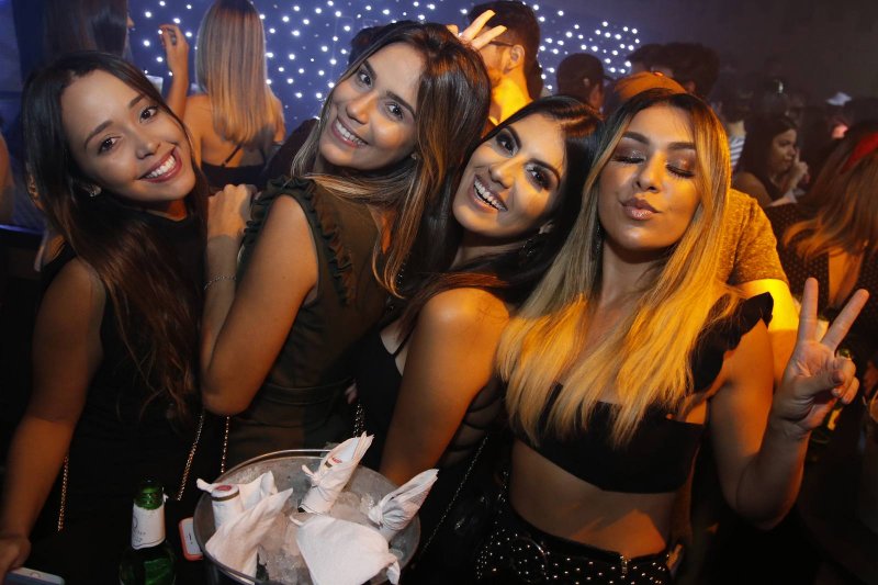 Com muito House Music, Living recebe os festeiros após o feriado de Corpus Christi